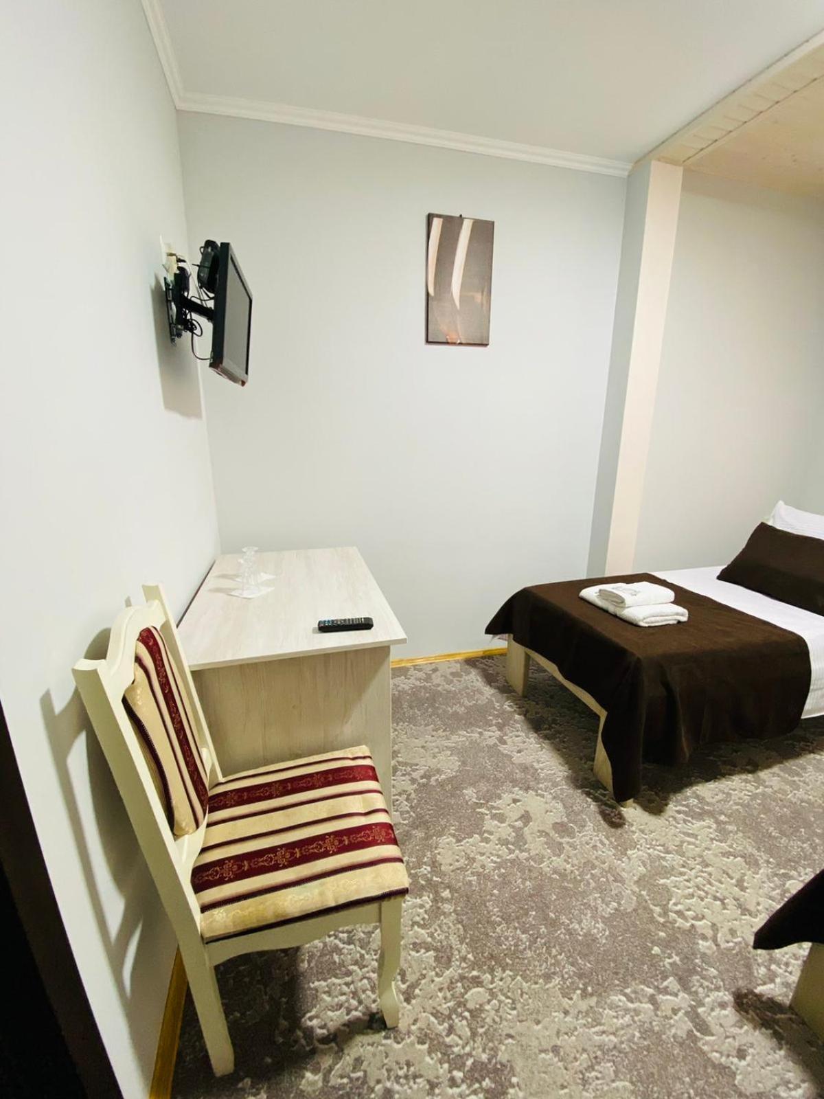 Під Явором New Hotel Drogomirchany Room photo